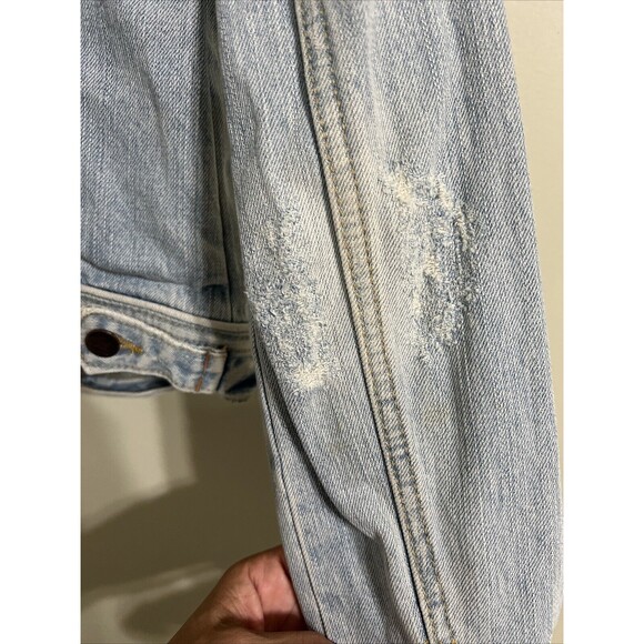 Abercrombie & Fitch Distressed Jean Jacket Size Small Womens Long Sleeve - Picture 5 of 8
